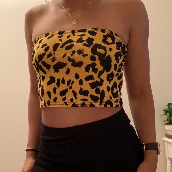 Leopard Print Strapless Crop Top - Picture 1 of 4